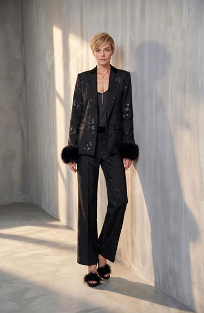 /imagegen.ashx?image=/%2fmedia%2f5381%2fopera-fashion-autunno-inverno-26-27+(5).jpg